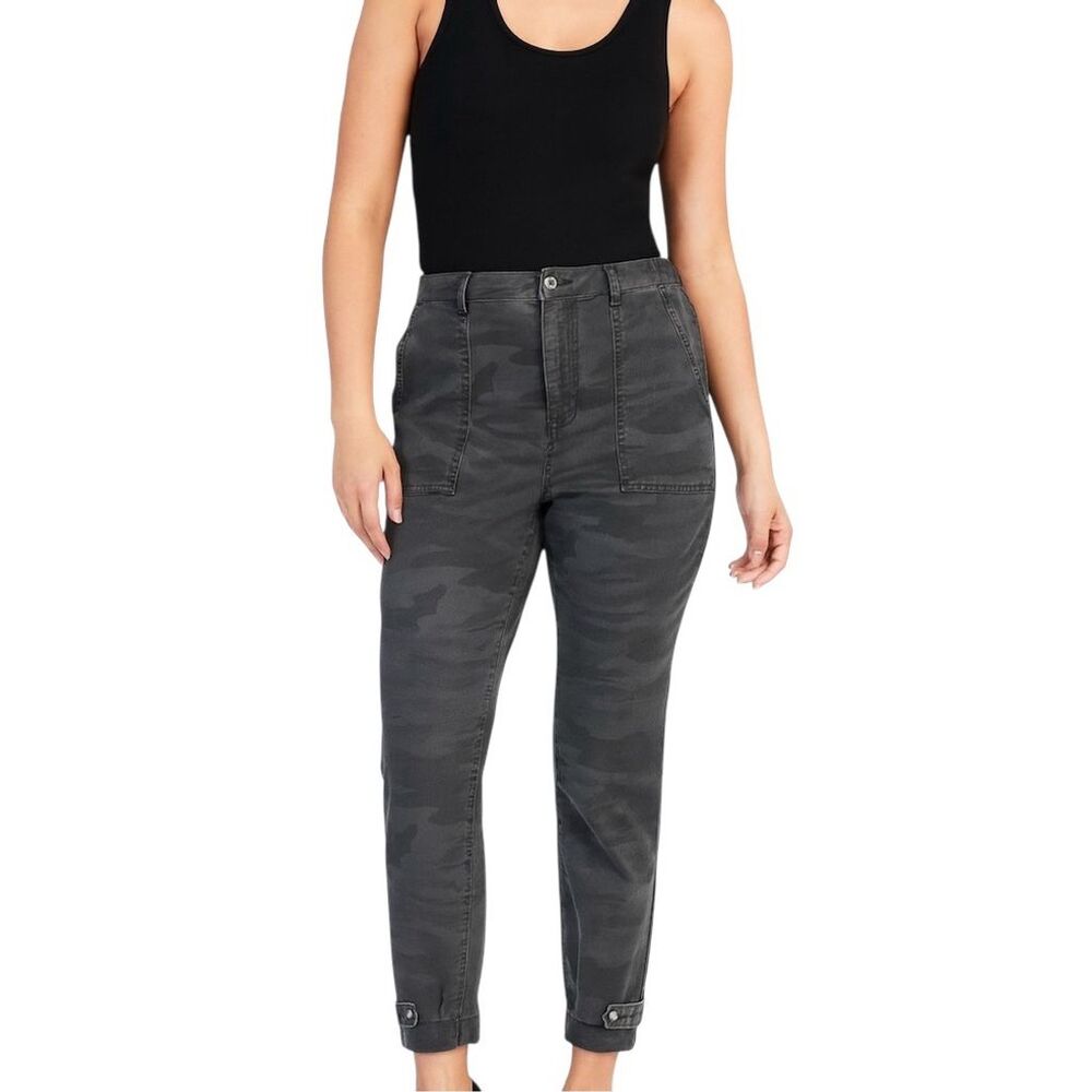Express Washed Black Gray & Camo Cropped Straight High Rise Stretch Cargo Pants